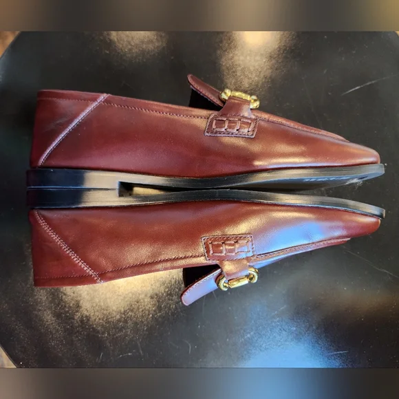 Brand New-Classic Rich Brown Loafers w/ Gold Riding Buckles!!🤠⭐️🤠 - Picture 3 of 10